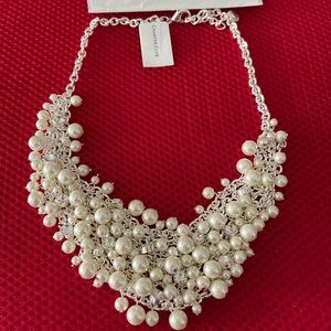 NWT crystal & pearl costume necklace $40
